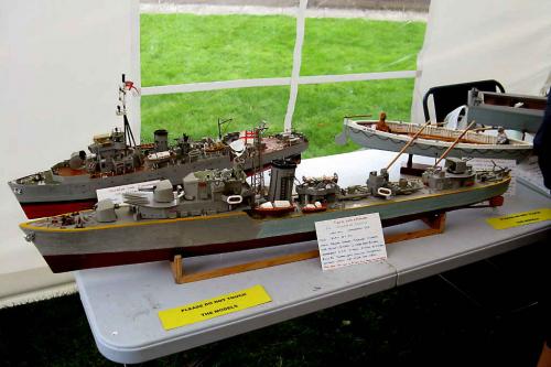 Rosyth Model Ship Club display.